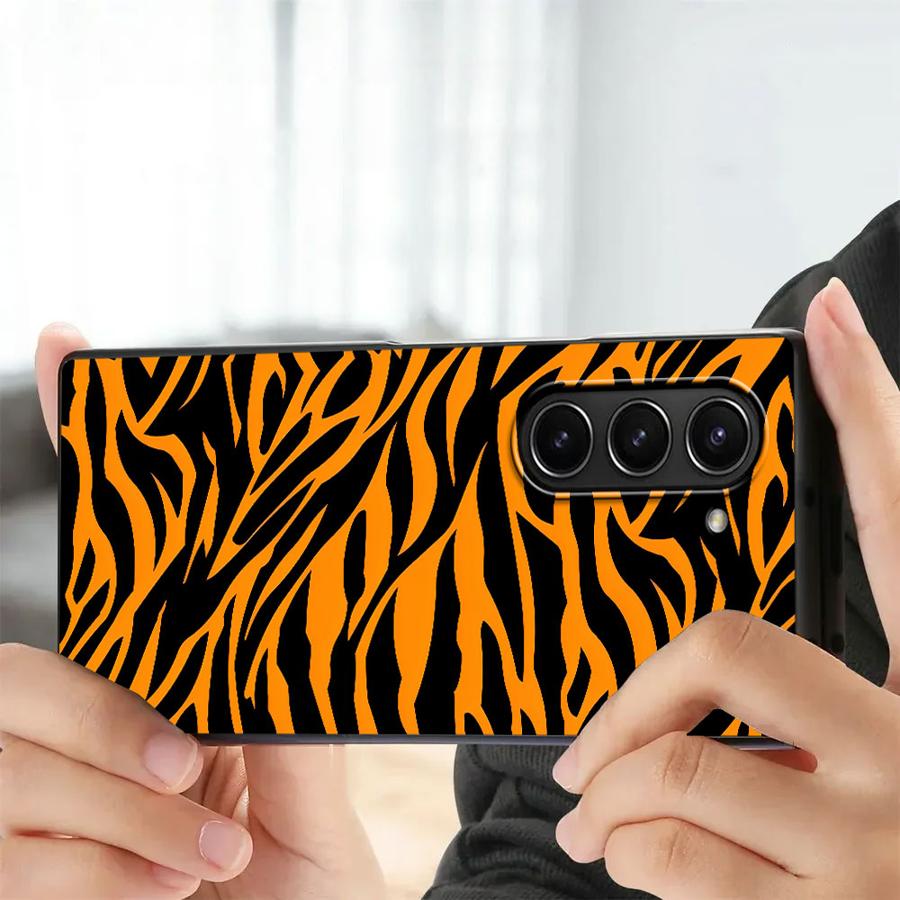 Zebra Striped Sunflower Back P - Phone Cases Z Fold 4 のレビューと価格